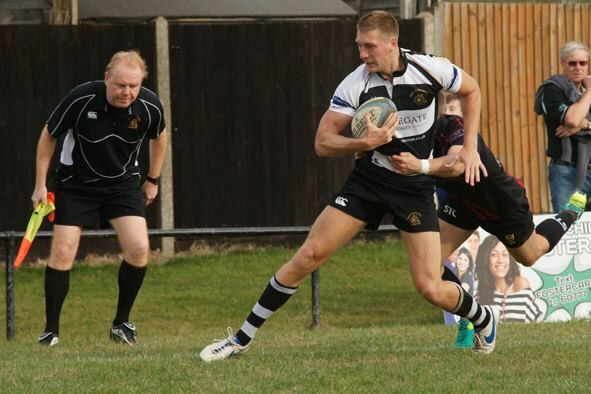 SuttonEpsomRFC's tweet photo. Boom! A last minute try gives S&amp;E a 35-32 win at @BarnesRugby - huge result to start the season! #SuttonRugby #OneClub https://t.co/BMfsl64rOK