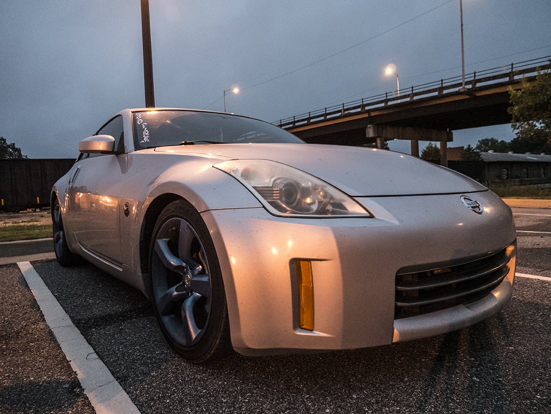 WillWork4Parts's tweet photo. Newer one's are more aggressive, but there's something classic in the older Z's. #WillWorkForParts #350Z #370Z #Nissan #Nismo #ExoticCars https://t.co/gIQZ4G3jJ7