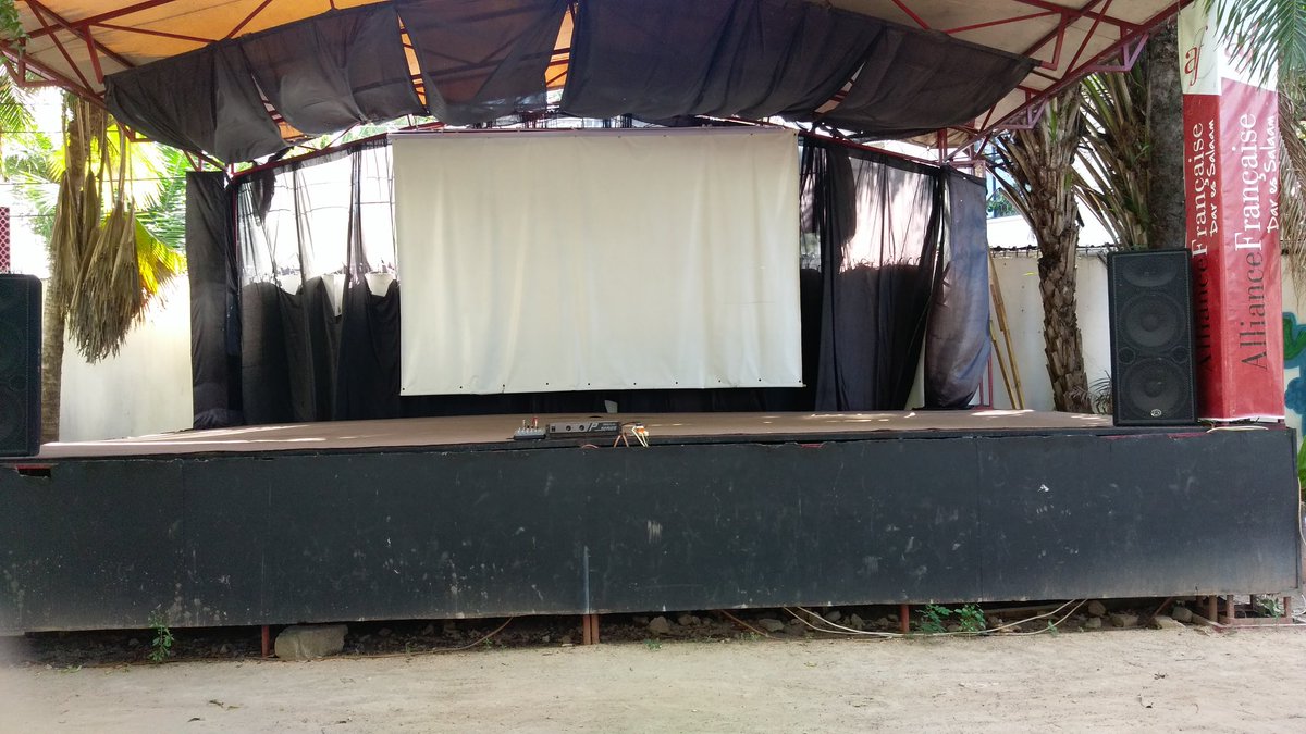#EYFC Screening set up <a href="/Alliance_Dar/">Alliance Française Dar Es Salaam</a>. Top 15 movies to spice up #EidAlAdha. #PopulationChange #Opportunity #Challenge <a href="/EUinTZ/">EU in Tanzania</a> @WBTanzania