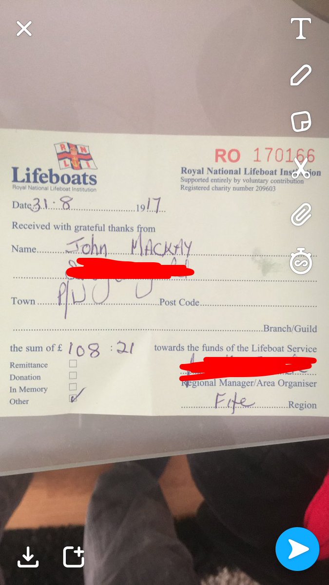 jjl_jjl's tweet image. Another good collection this month from the #lifeboat #charitybox on my #fishvan #RNLI #SavingLivesAtSea #notallheroswearcapes