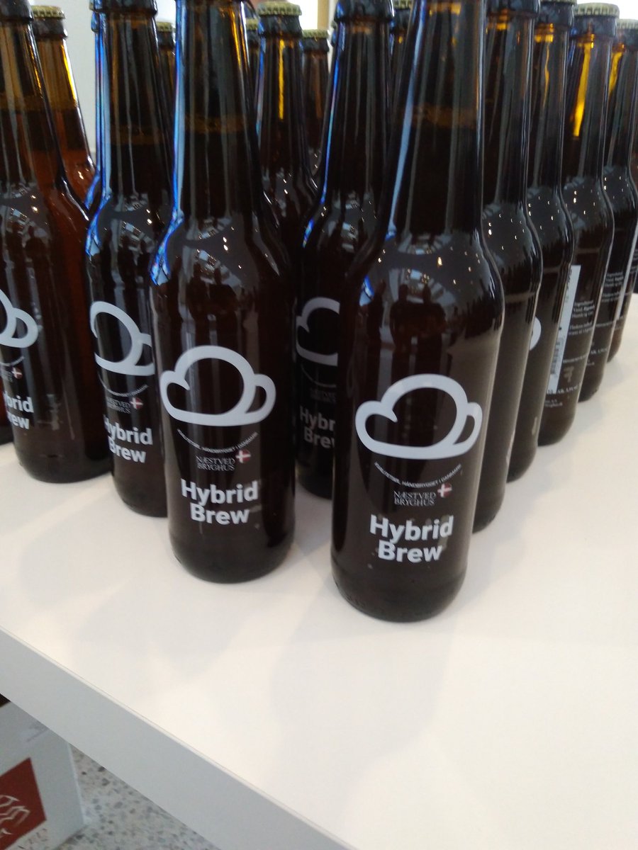 BDuelund's tweet photo. Always lots of beer when meeting @RasmusHaldDK ;-) #AzureSaturdayDK https://t.co/Q4AccDcajH