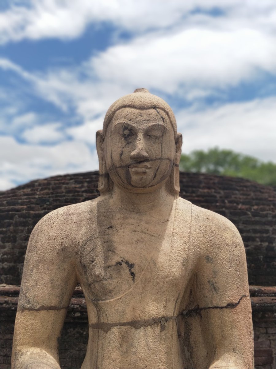 tommackenzie's tweet photo. The first week of Sri Lanka as #shotononeplus @getpeid @OnePlus_UK @SparkFoundryUK https://t.co/Nr84aRAYqf