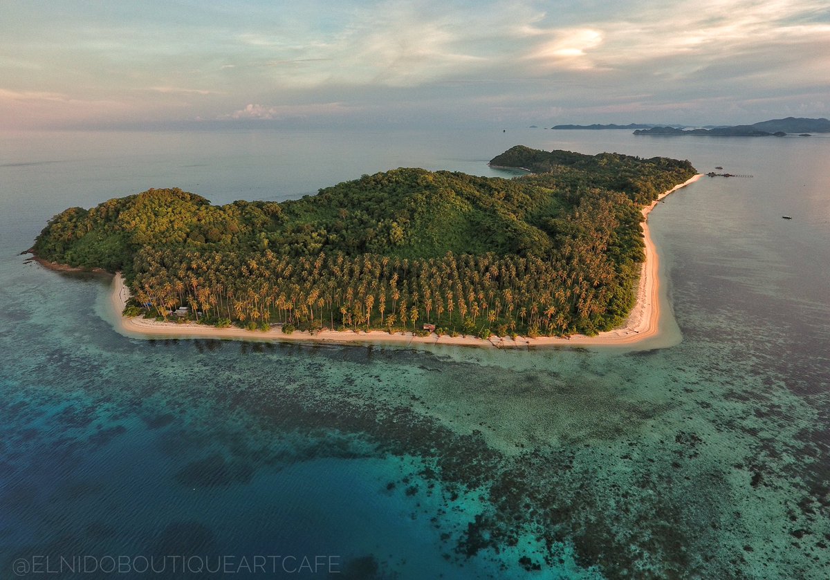 ElNidoArtcafe's tweet photo. The is Ginto island, so remote and so beautiful. camping only! #camping #linapacan https://t.co/PkzR3ffDjE