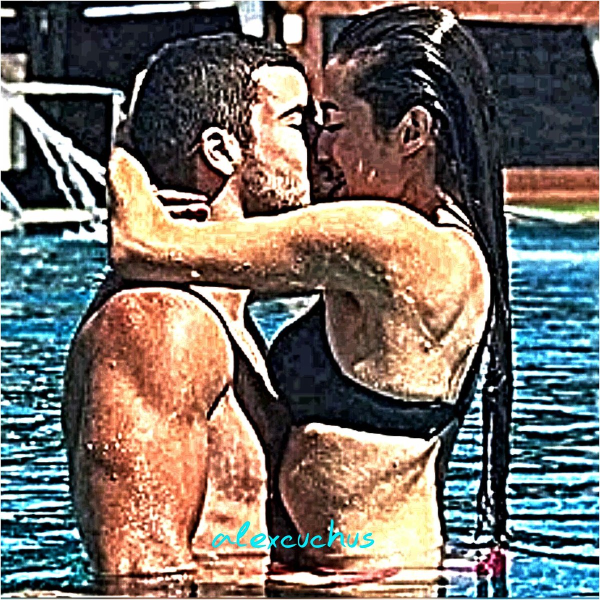 alexms1977's tweet photo. Feliz Finde Cuchus!
"Y poder respirar siempre entre tus brazos..."
Sed felices!
#PolyAdara siempre!
@PolGH_17 #Adara https://t.co/0LADlW2hii