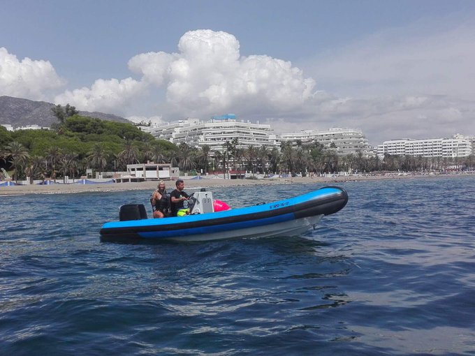 En Gran Meli&aacute; Don Pepe #watersports #Marbella #YolaBerrocal 🚤🚤🚤🚤🚤 https://t.co/7TE4euvQu4<a href="/tag/watersports"class="tags">#watersports</a><a href="/tag/marbella"class="tags">#Marbella</a><a href="/tag/yolaberrocal"class="tags"><span>#yolaberrocal</span></a>