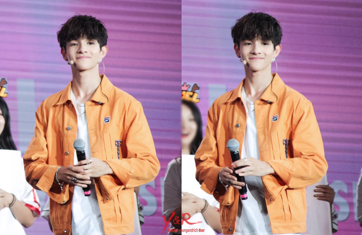 youngandrich117's tweet photo. 20170826 Showcase in Nanjing

#SamuelKim #KimSamuel #김사무엘 #사무엘 #식스틴 #SIXTEEN https://t.co/ooGBXnAqsJ