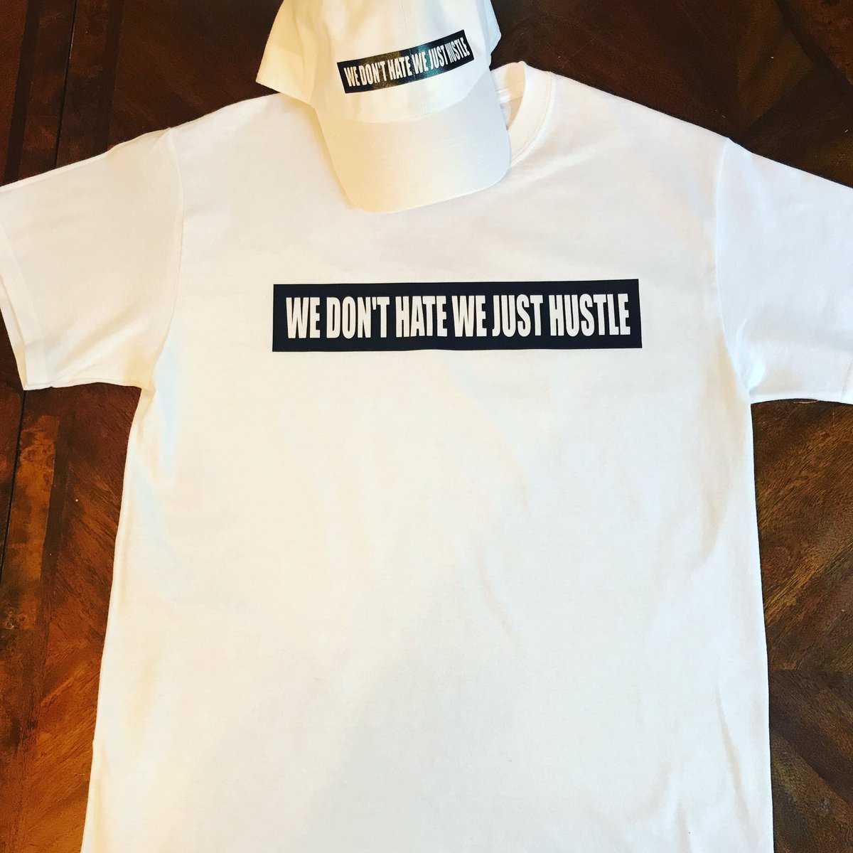 wdhwjh's tweet photo. @ELZHI @elijahdaniel @dinahjane97 #WeDontHateWeJustHustle https://t.co/2m5ehfZC8u