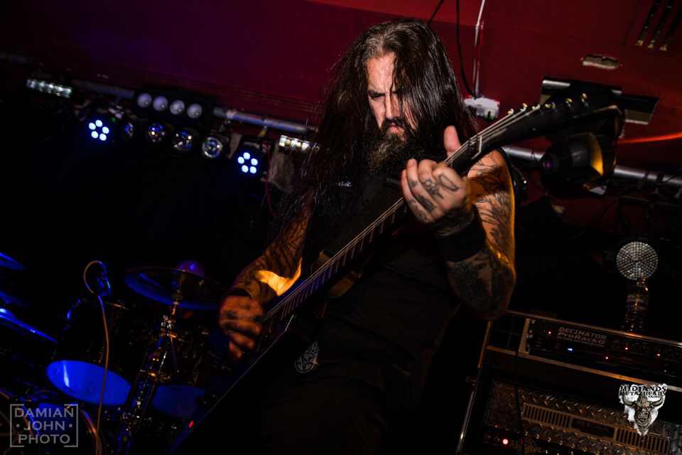 GraVil deliver a plethora of ferocious heavy metal brutality with absolutely no filler material - @Mid_Metalheads review last nights show