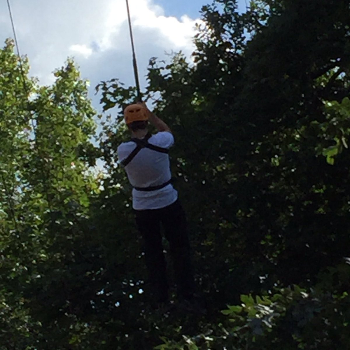 ccderbyshire's tweet photo. @SandbrookDan @ScoutSwainy @derbyshirescout having fun in the Sun @GilwellReunion 3G Swing! https://t.co/mChvWBeetG