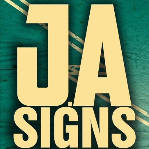 broughtonparkfc's tweet photo. Thanks @jasignsgraphics for amazing response to last minute printing request again! 1st Class service again 🥇 https://t.co/vREea7AKMW