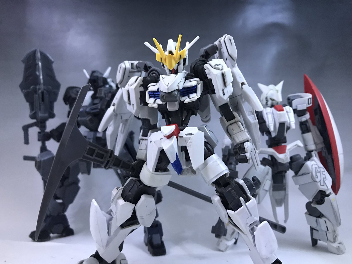 時雨teichi1213 على تويتر うちの鉄血部隊です ストラスを中心に ガンダムを模した機体 ゲイルとフェンリル2機 の3機編成 ちなみにネタバレするとストラス以外は大破します フェンリルはヴィダールとの戦闘で ゲイルは敵の大群を相手に単機で突っ込み ストラスは中破で 時雨teichi1213 على تويتر うちの鉄血部隊です ストラスを中心に ガンダムを模した機体 ゲイルとフェンリル2機 の3機編成 ちなみにネタバレするとストラス以外は大破します フェンリルはヴィダールとの戦闘で ゲイルは敵の大群を相手に単機で突っ込み ストラスは中破で