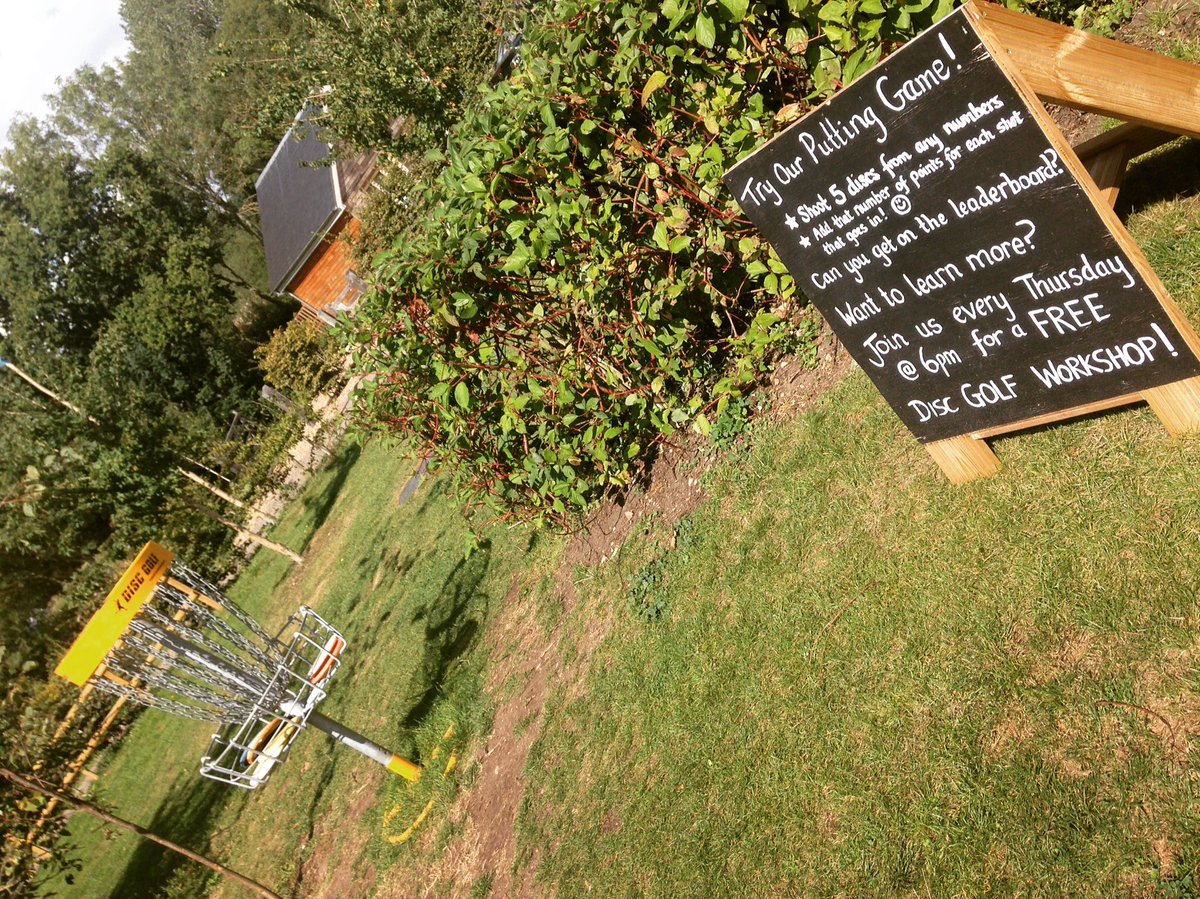 British disc golf championships <a href="/CreekseaBarns/">Creeksea Place Barns</a> today. First 300 ice creams free if you post on social media 🍦 #discmania #discgolf