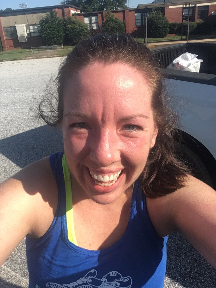 ProfeZulita's tweet photo. One week til the #CPDFuzzRun & I FINALLY ran my first sub-10 AND sub-9 minute miles since being injured in March! ๐๐ผ๐ฏ๐๐ปโโ๏ธ๐ https://t.co/iWDoVO55Li