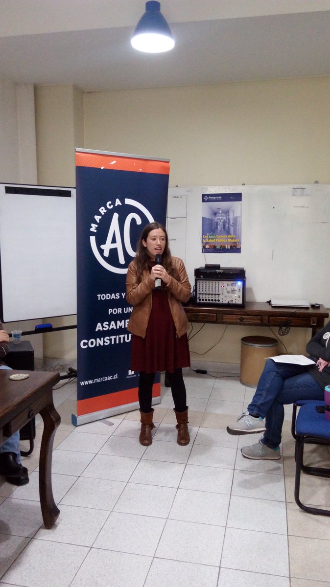 LaFloridaMA's tweet photo. Nuestra candidata @AndreaLaDel12 hablando acerca de una nueva constitución mediante Asamblea Constituyente https://t.co/RUubbHEVsl