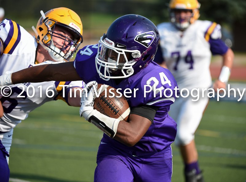 MaxPreps images from Varsity Football <a href="/denversouthhigh/">Denver South</a> <a href="/PanthersBHS/">BHS Athletics</a> posted @ t.maxpreps.com/2xFiVWO <a href="/Maxpreps/">MaxPreps</a> <a href="/CHSAANow/">CHSAANow</a> #copreps