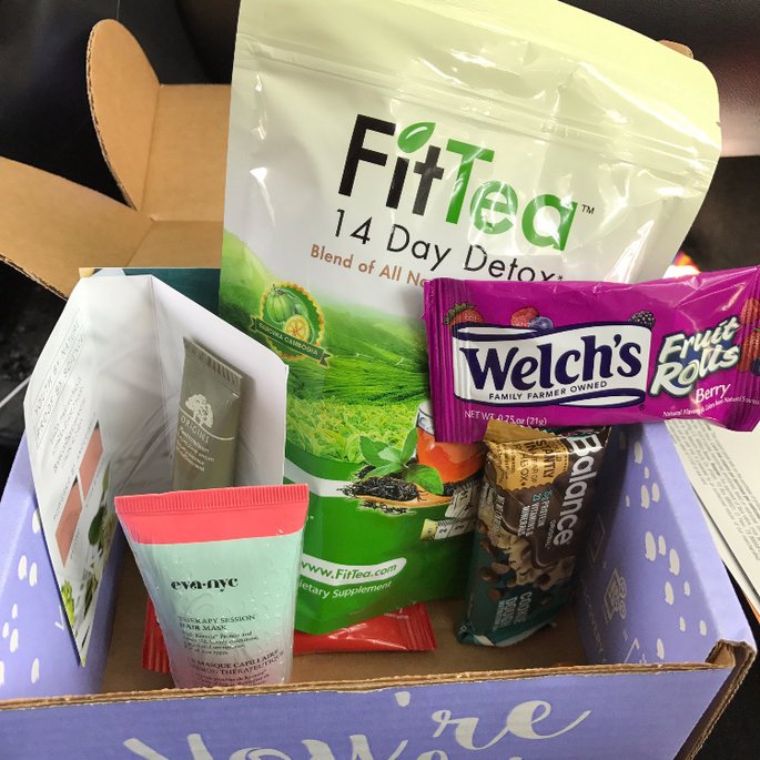 loveisself's tweet photo. #balancemoms #complimentary #contest @influenster #balancebar #FitTea #Origins #Welche's https://t.co/Rp4mjozqge