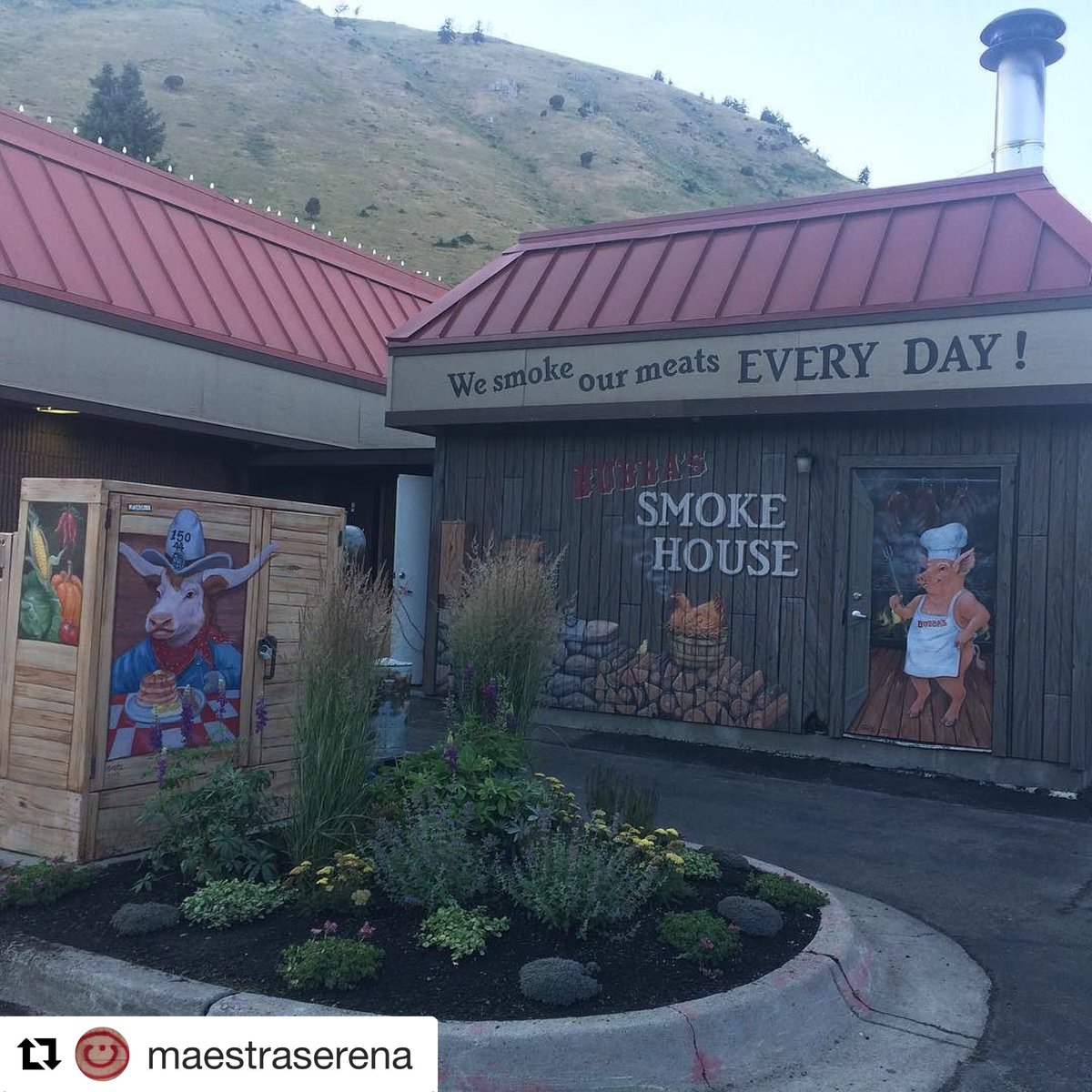 Bubbas_BBQ_WY's tweet photo. Rise and shine with Bubbas!
.
.
#Repost @maestraserena #shoutout #bubbasbbq #coffee #breakfast #jacksonhole #weekend https://t.co/cNcMgdyDL5