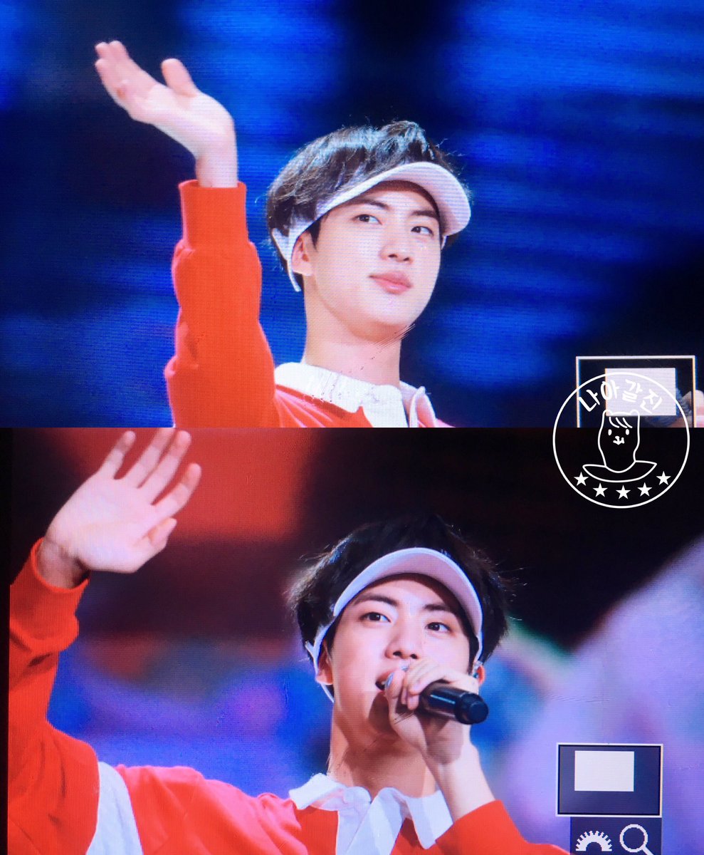 improving_Jin's tweet photo. 170902 서태지 콘서트 
@BTS_twt #Jin #석진 #방탄소년단
😭😭😭😭😭😭😭😭흐흑.... https://t.co/2zdAtutLUb