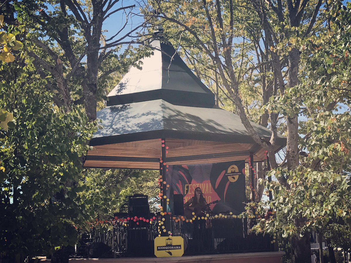 laboculture's tweet photo. @Kiosquorama #Lisbonne, superbe fiona walden <3 @egeacem @IFParis #LisboaNarua https://t.co/XP7FjJIEb6