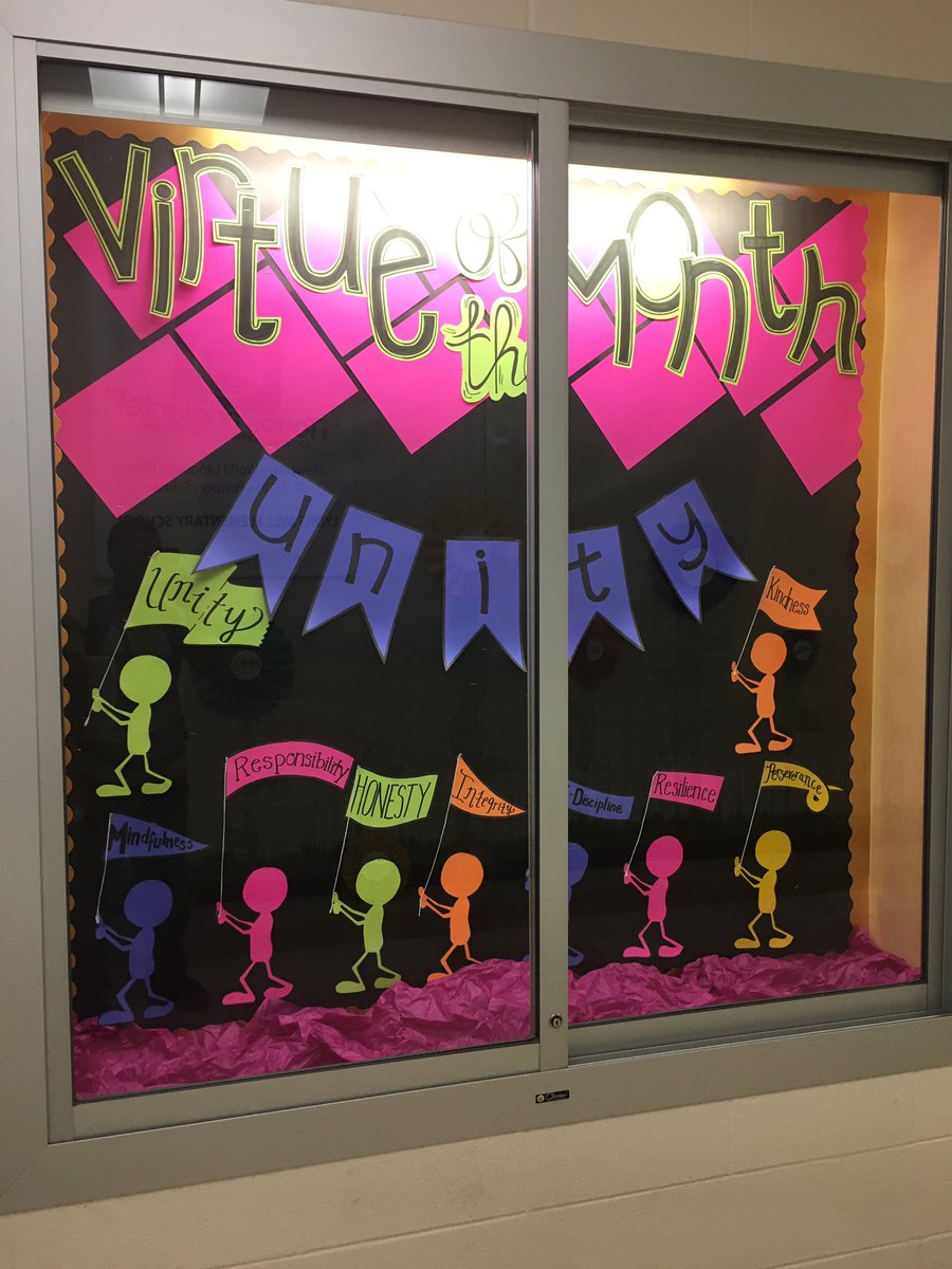 MrPenn31's tweet photo. Look at all the beautiful #MakerEd happening @LyonsMill! #Virtues language setting a welcoming and nurturing tone! #back2bcps @MissZdyrski https://t.co/iuxI4P9r2I