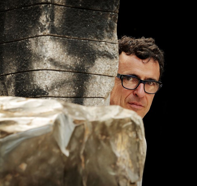 LAGORADESARTS's tweet photo. Rencontre avec le #sculpteur Denis #Monfleur. https://t.co/vIqXJPy6nJ https://t.co/AtHdjClcqR
