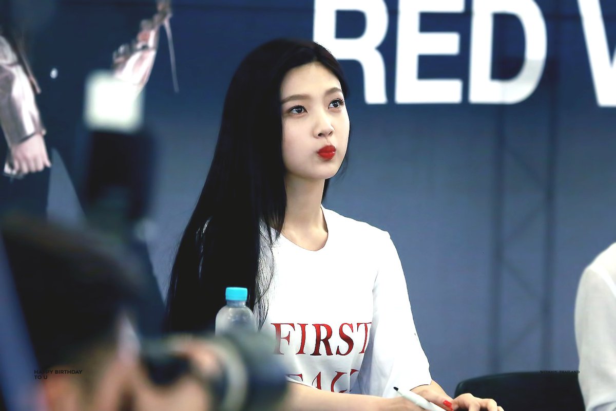 withjoyth_'s tweet photo. #HappyJoyDay 
#수영아_태어나줘서_고마워
HAPPY BIRTHDAY TO U.
i'm going to love you always. https://t.co/NezEfKG1kX