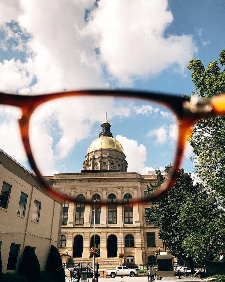 go_Karoo's tweet photo. I can see clearly now, my frames are on. 🎤 Great shot of the Georgia Capitol, @elijahddavis. #GoKaroo https://t.co/6sdHFdTfjg