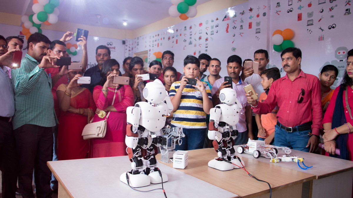 SirenaTech's tweet photo. yet another Sirena Robotic lab set up in a school-this time in UP #nino #futureofeducation @Startup_Kar https://t.co/X09QEZPo6D