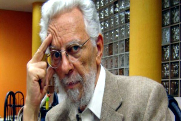 El filósofo y teólogo argentino Enrique Dussel habla de un país fracasado bit.ly/2esX901