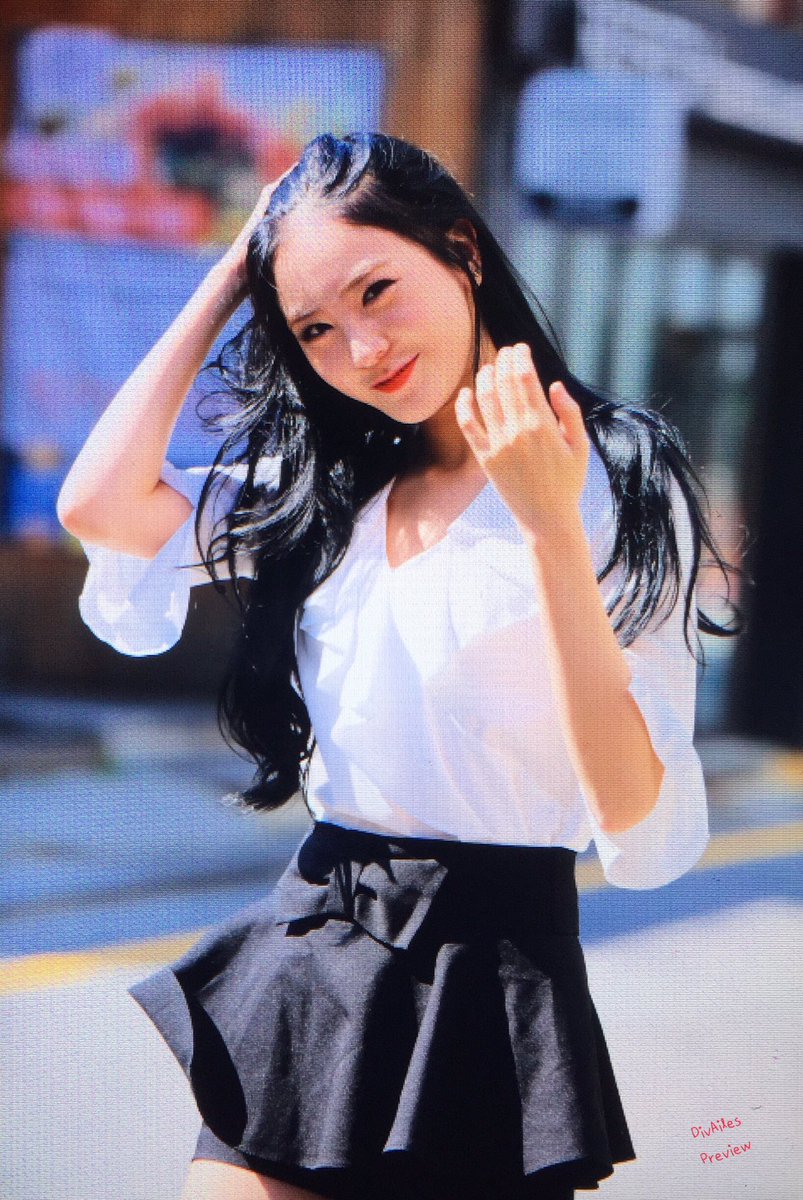 DivAiles's tweet photo. 《preview》
170902
Make Star 이벤트 출근
나현⑅◡̈*
나현은 여신님 같아! 밥 많이 먹을 수 있었을까? 오늘은 일본어로 이야기 주셔서 감사합니다. 기뻤어요💓
#소나무 #SONAMOO #나현 #나짱 #ひめ
@SONAMOO_Nahyun https://t.co/SPPCLMuJOp