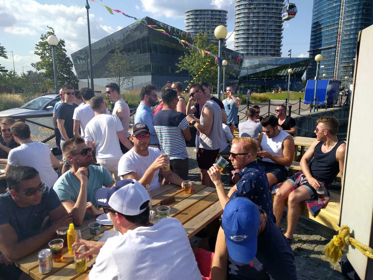 After this morning's rowing, we're having an end of season BBQ at the @oilerbar