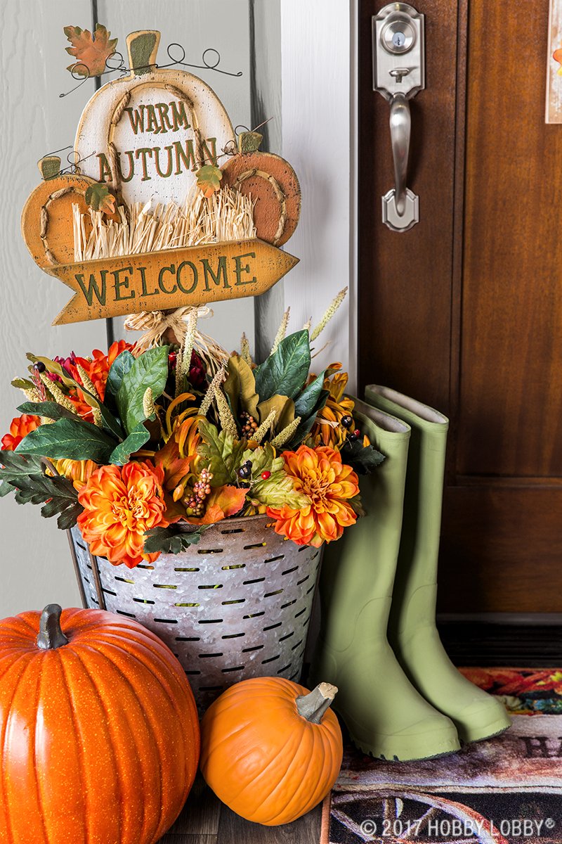 HobbyLobby's tweet photo. Fall is calling! How do you decorate for fall? https://t.co/sC4s52wba9
