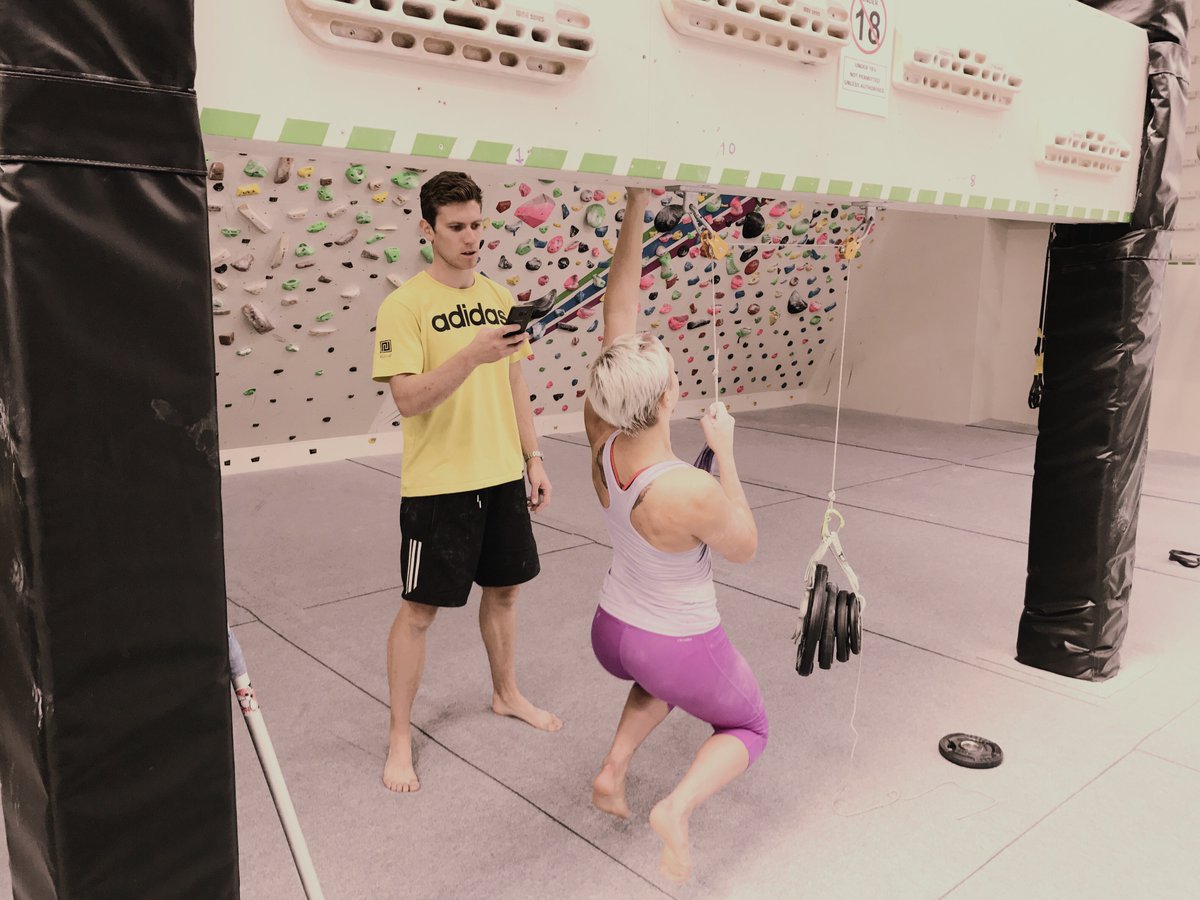oakwoodclimbing's tweet photo. We’ve had loads going on today including a lattice assessment with Robin O'leary coaching! #latticetraining https://t.co/xqNriQamzp