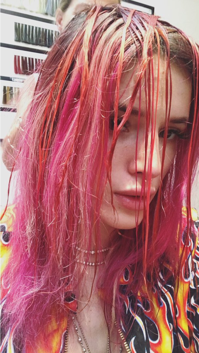 powerlover33's tweet photo. work it @bellathorne  work it girl ❤❤❤❤❤❤❤ https://t.co/KR5HyuVj6F