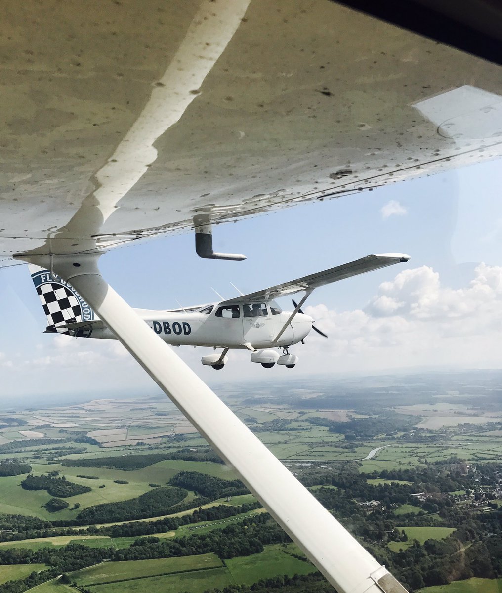 eventprofslive's tweet photo. We all ❤️❤️❤️❤️'d our flying experience @Goodwood_Estate today! Such an amazing team building activity! #eventprofs #eventprofslive https://t.co/9ziimU445j