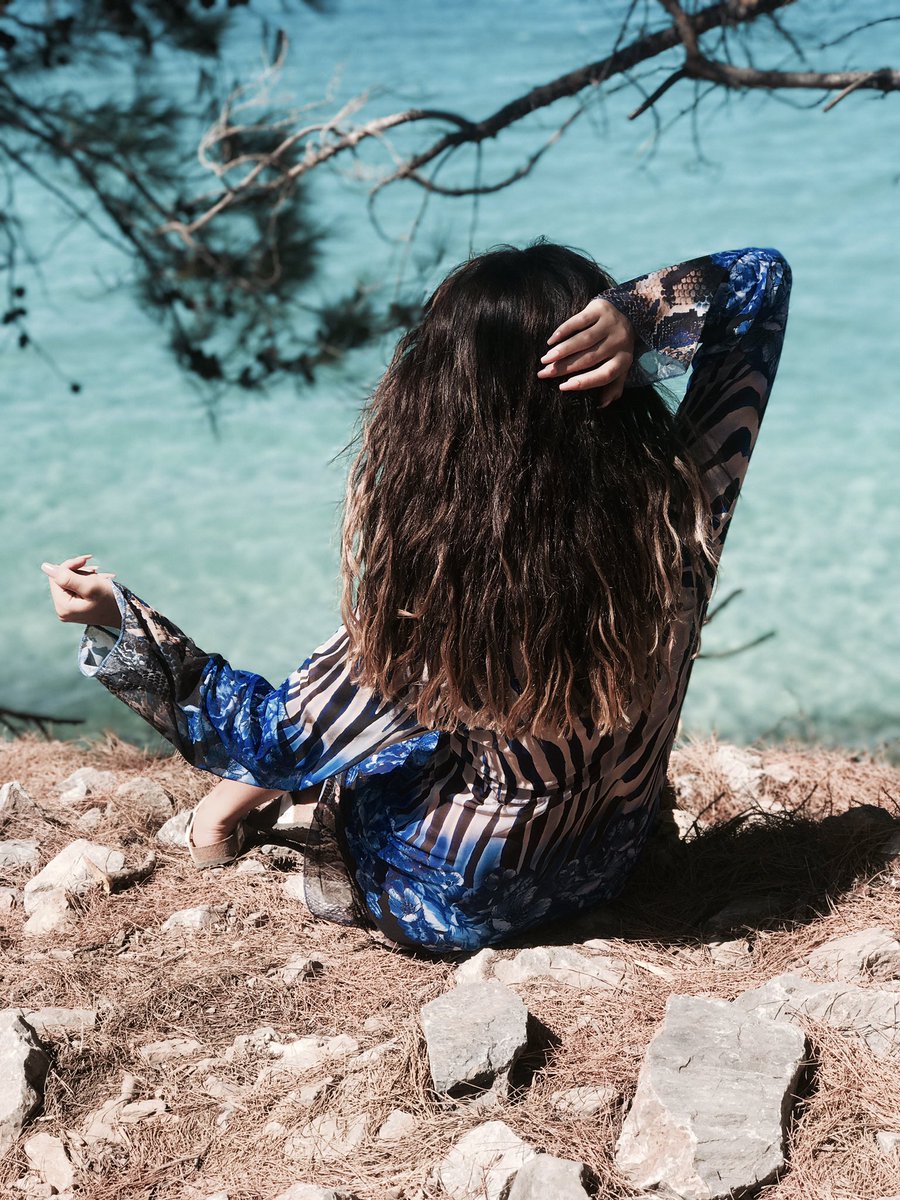 Mavinin her tonu aşk 🦋