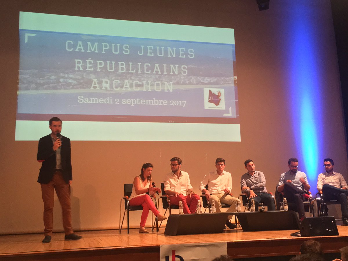 GilAverous's tweet photo. Bravo aux jeunes qui s'impliquent en politique, aux @JeunesReps ! Merci aux @JeunesRep_33 pour l'organisation de ce #CampusArcachon https://t.co/5r4dQAzz4z