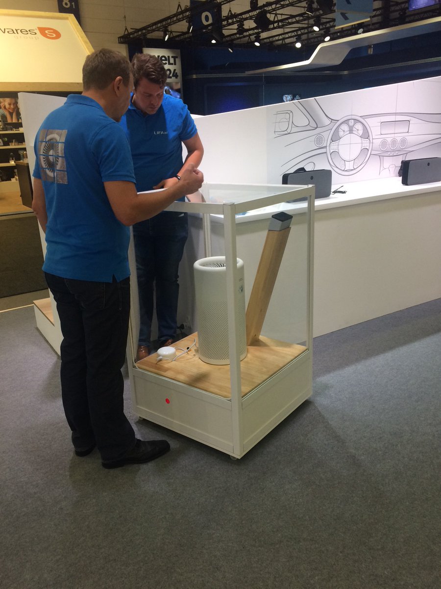 LIFAair's tweet photo. CEO and R&amp;D manager cleaning the booth 😎👍🏼 #IFA2017 #LIFAatIFA come check out our purifiers (and cleaners) at Hall9 Booth110! https://t.co/kjC9yVejPI