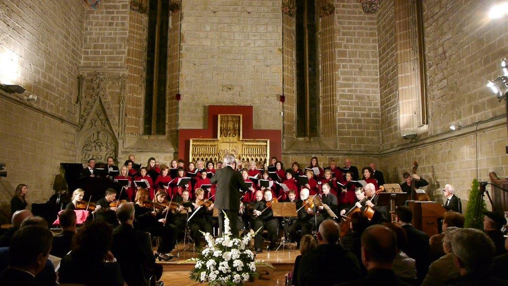 cultura_na's tweet photo. La Capilla de Música de la Catedral de Pamplona y la Coral Ereintza protagonizan la segunda jornada de #SMADE2017
https://t.co/TDDgKWWAo7 https://t.co/Oxemr8HFCg