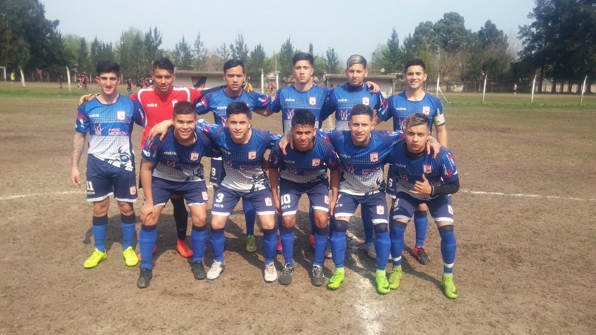 SABADOGOL's tweet photo. #JUVENILESB
QUINTA. DEPORTIVO MORON.
En cancha. https://t.co/jv5g0f4X8l