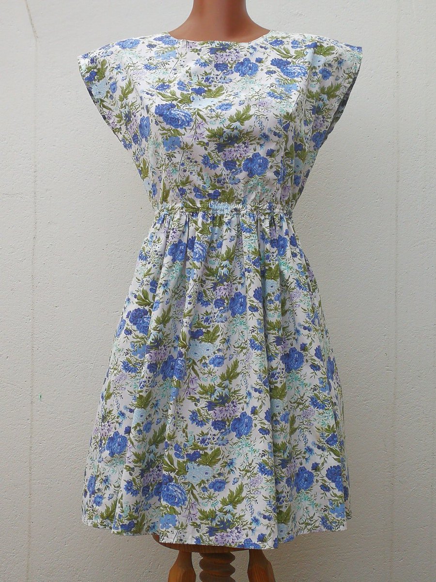 SlowShopVintage's tweet photo. Vestido inspiración VTG MADRID EUR 19.90
➤ https://t.co/nTm1BdPa7D https://t.co/nuxMa8Bz31