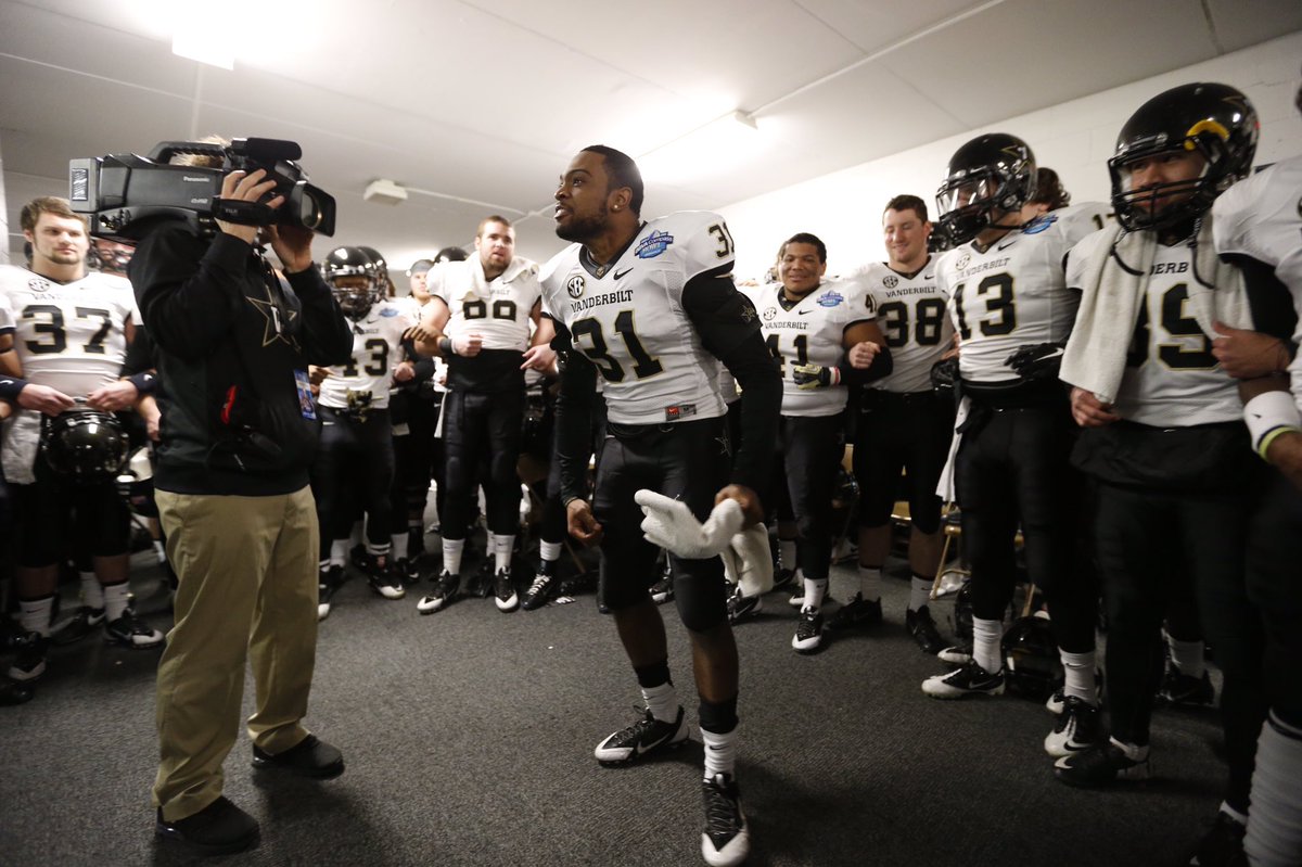 J_A_Marshall's tweet photo. It's GAME DAY! Get Your Mind Right! https://t.co/kcIDienVhw
