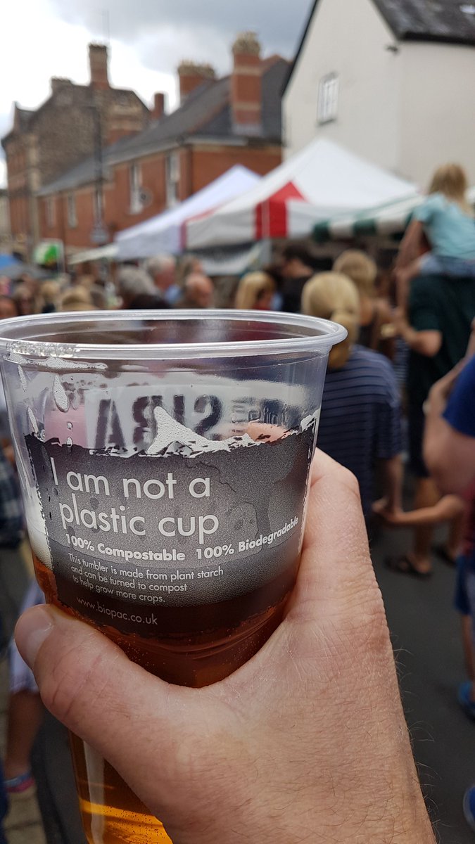 andyfavell1's tweet photo. 2/2 Great that @iscaales using environmentally sound glassess @NourishFestival #BoveyTracey. Delighted to try some #Cornish #gin too! https://t.co/yaYx5M5Ttn