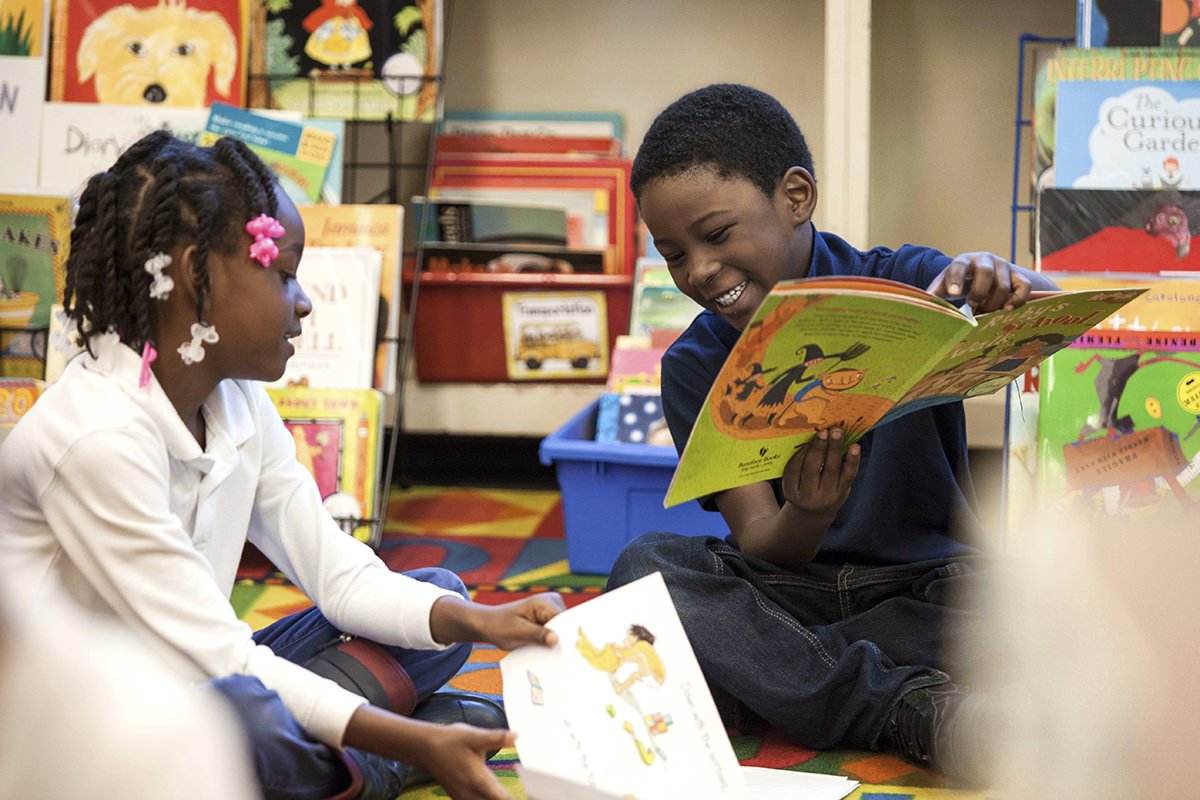 CLIUpdates's tweet photo. We're honored to be this year's recipient of the David M Rubenstein Award from @librarycongress https://t.co/7oH0zkzSTc #literacy #edchat https://t.co/PpMGfhXBEK
