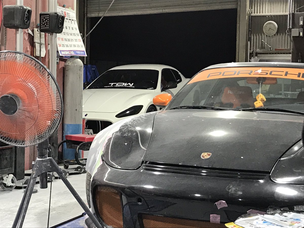 REFFECT_inc's tweet photo. 最近のリフェクトは…
高級車DAY!
#REFFECT #reffect #リフェクト #高級車 #PORSCHE #MASERATI #GT40 https://t.co/XS5Y1UuHzu