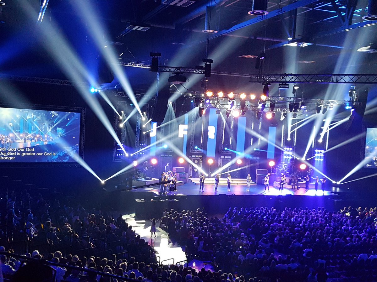 <a href="/GospelSkouspel/">GospelSkouspel</a> 2017 met @henrypikemusic @JohanBrits18 <a href="/CorleaBotha/">Corlea</a> <a href="/StellaCombrink/">Stella Combrink</a> #MaakMyStil #Lewensveranderend