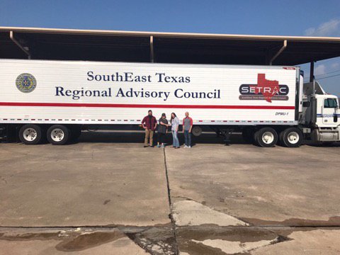TXERCareHouston's tweet photo. TECC dropping off water and medical supplies to #SETRAC and the #CMOC to be delivered to NRG Center. #HuricaneHarveyRelief #HoustonStrong https://t.co/ZxtfiyC7z7