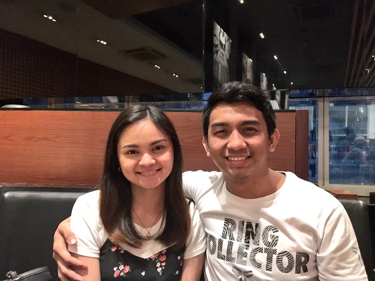 iyignacio's tweet photo. Saturday night feat. the #spoiledsister (again) 😪😂 https://t.co/RsPG0gKbr4