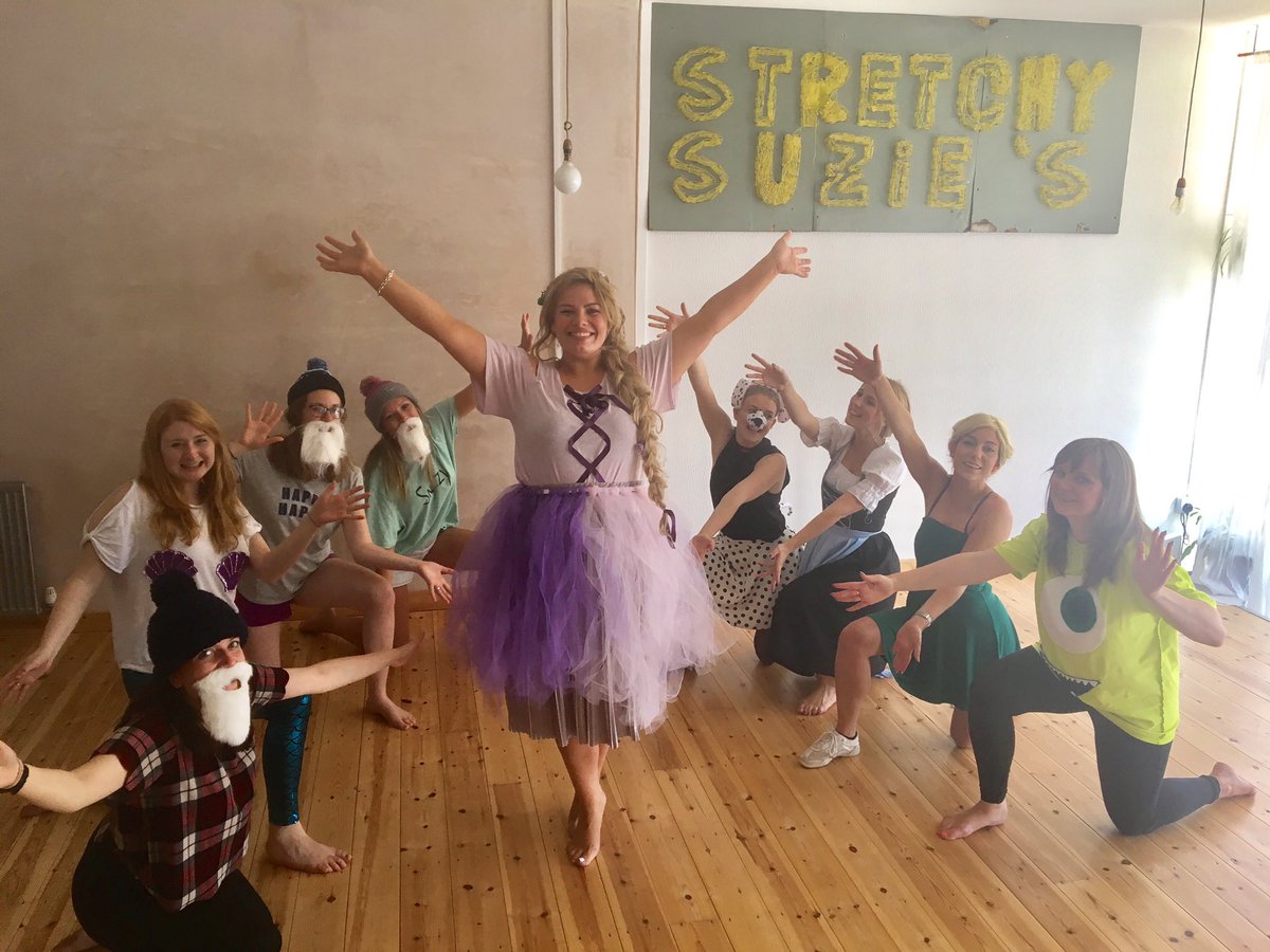 This is why i 💜<a href="/CheerleadingCo/">Cheerleading Company</a> #Disney theme #Henparty in #Cardiff for Lissy and her hens <a href="/helbabes/">Helen Callaway</a> <a href="/emmyfg/">Emmy Griffiths</a> @CharlotteDuvet <a href="/lissyloft/">Lissylass</a>