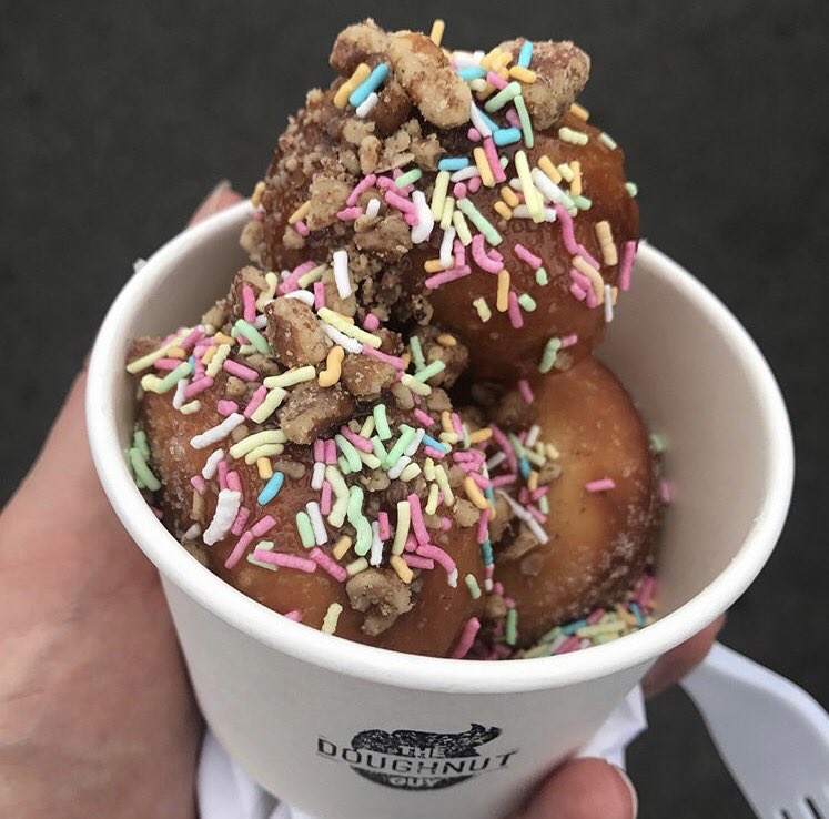 donut_quest's tweet photo. Awesome! Newcastle based @the_doughnut_guy at #eatnorth Cinnamon Sugar / Salted Caramel Sauce / Marshmallows. Nom@leedsindiefood #donutquest https://t.co/7gVXSLpBpd